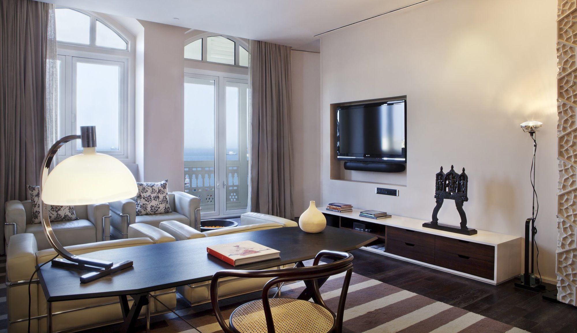 The Taj Mahal Palace, Bombay Esterno foto A living room at the Mandarin Oriental, Munich
